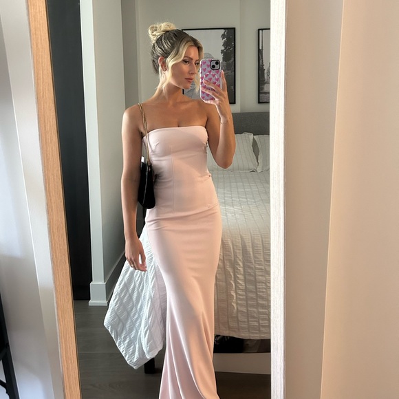 Katie May Mary Kate Gown - Picture 9 of 10